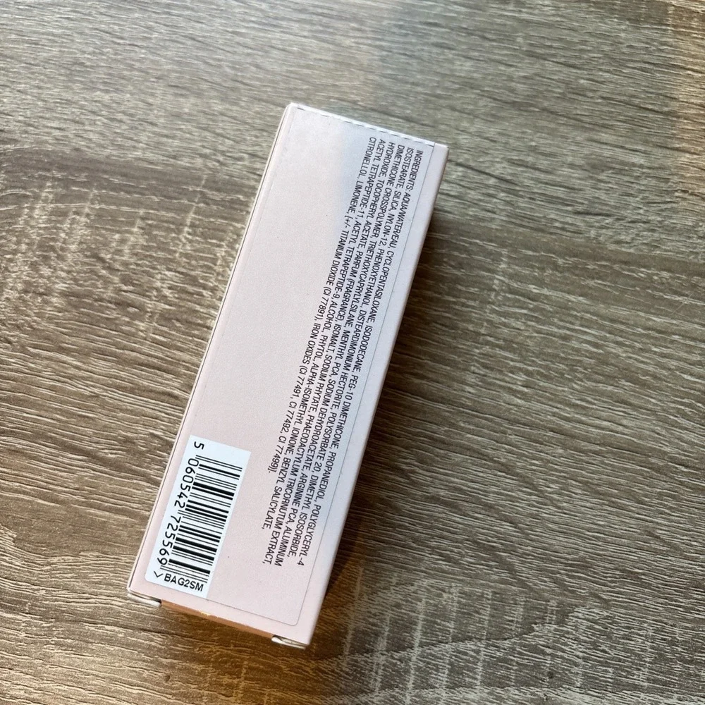 CHARLOTTE TILBURY Airbrush Flawless Foundation *10 Warm* 30ml / 1 oz